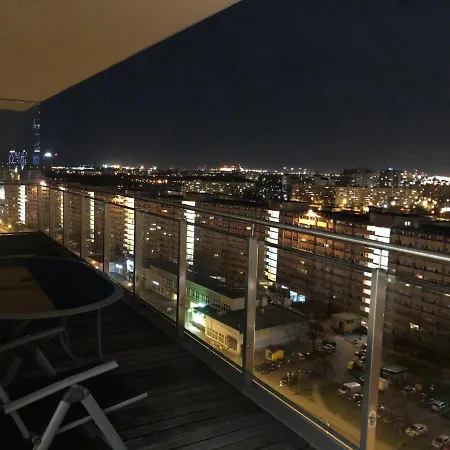 San 16th Floor Apartman